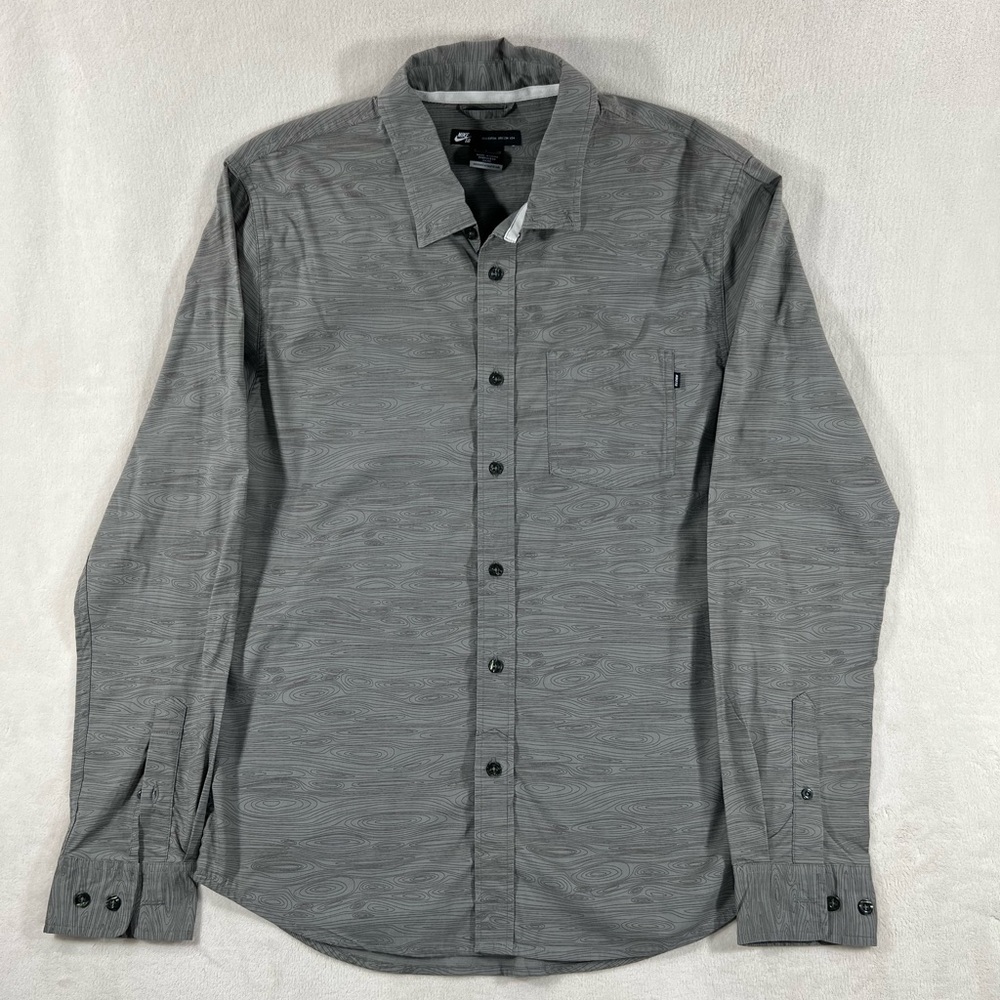 Nike SB Button Up Shirt Mens Small Long Sleeve Gray Wood Grain Look Skate Board